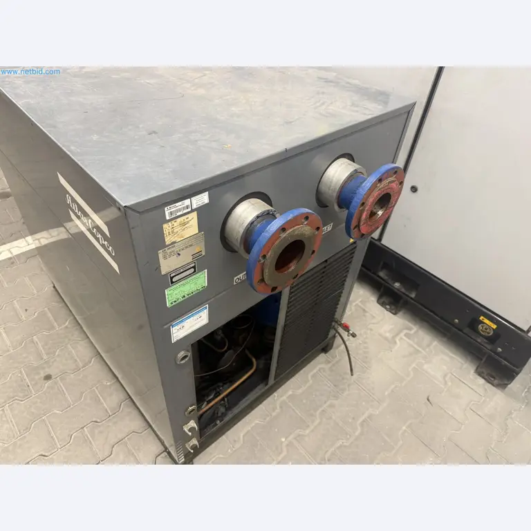 Industrial robots and metalworking machines in the Czech Republic-2