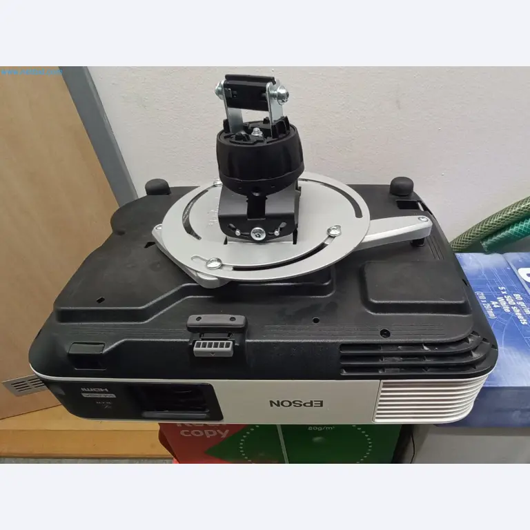 Industrial robots and metalworking machines in the Czech Republic-1