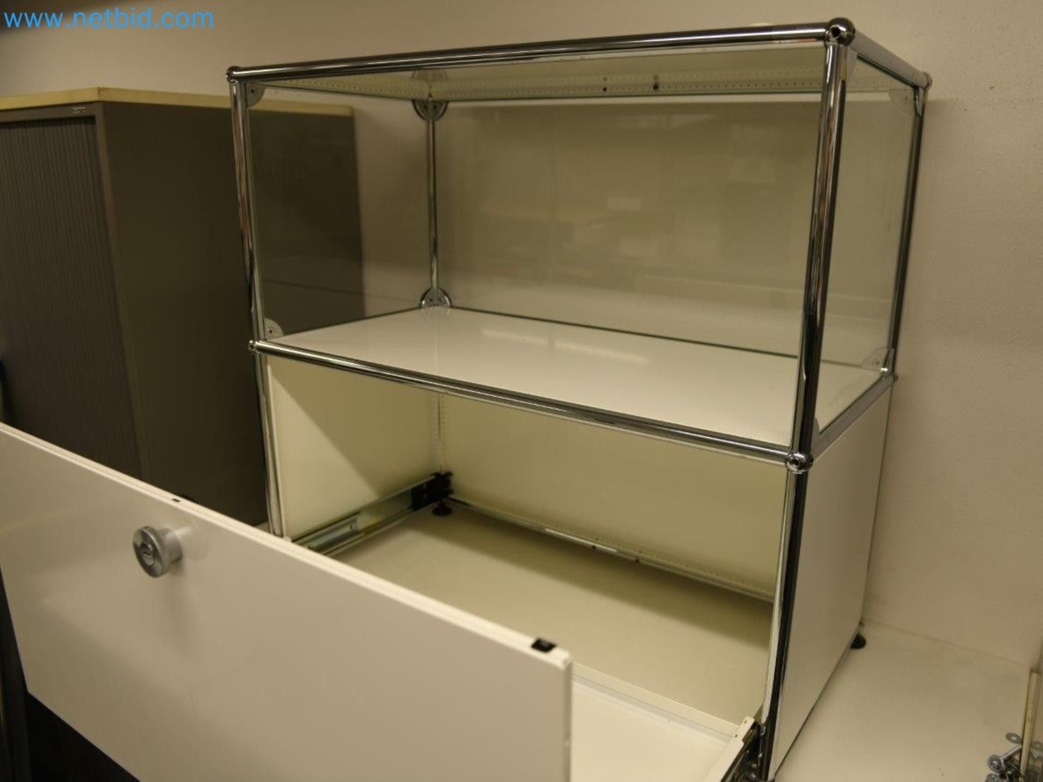  Industrial robots and metalworking machines in the Czech Republic-2