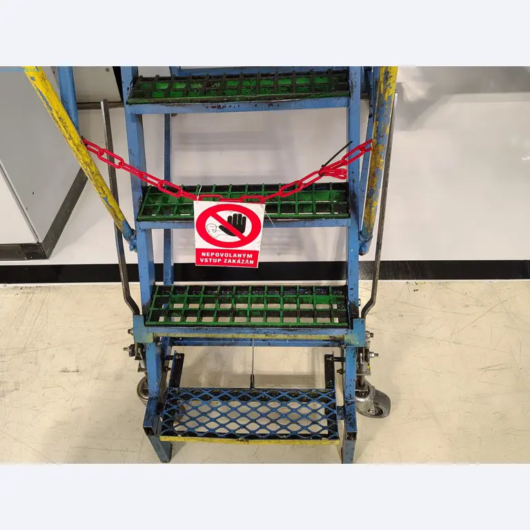 Industrial robots and metalworking machines in the Czech Republic-3