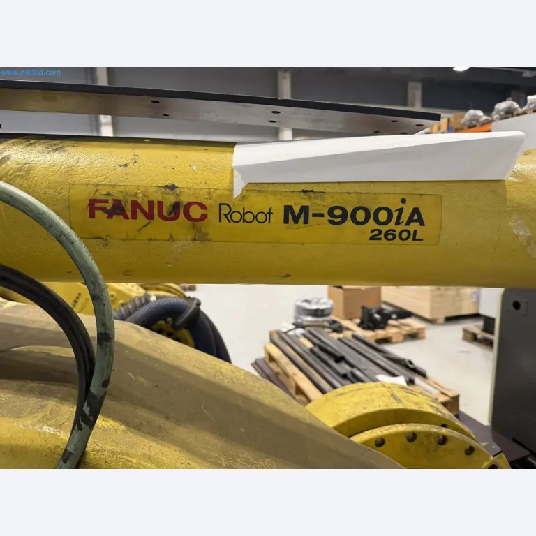 Industrial robots and metalworking machines in the Czech Republic-2