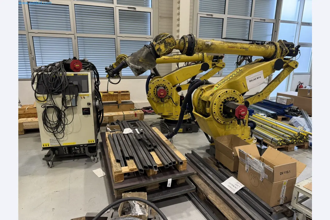 Industrial robots and metalworking machines in the Czech Republic-7