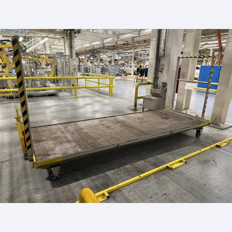 Industrial robots, forklift trucks and welding equipment becoming available-1