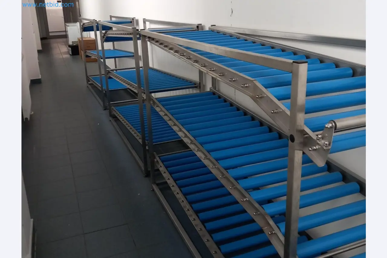 Industrial robots, forklift trucks and welding equipment becoming available-1