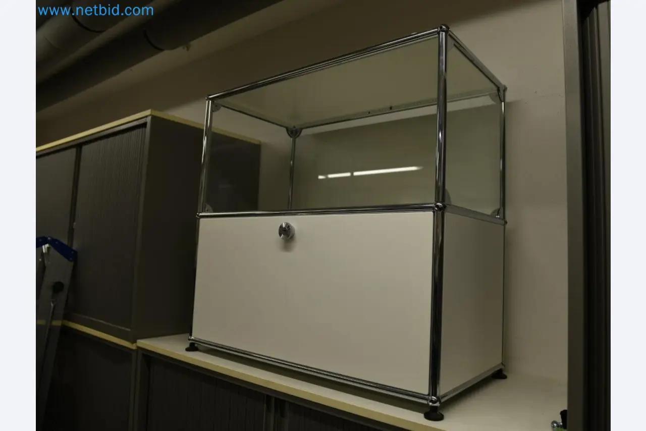 Industrial robots, forklift trucks and welding equipment becoming available-1