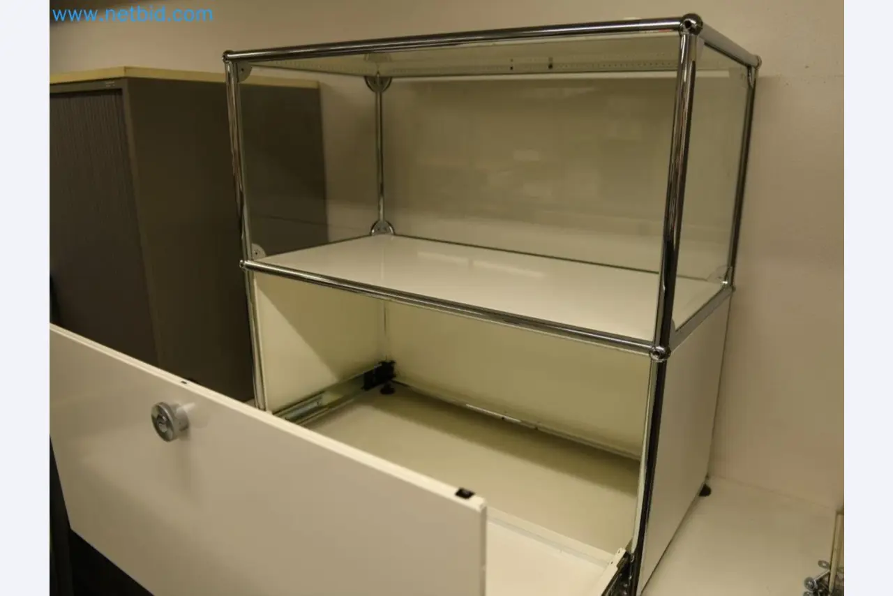 Industrial robots, forklift trucks and welding equipment becoming available-2