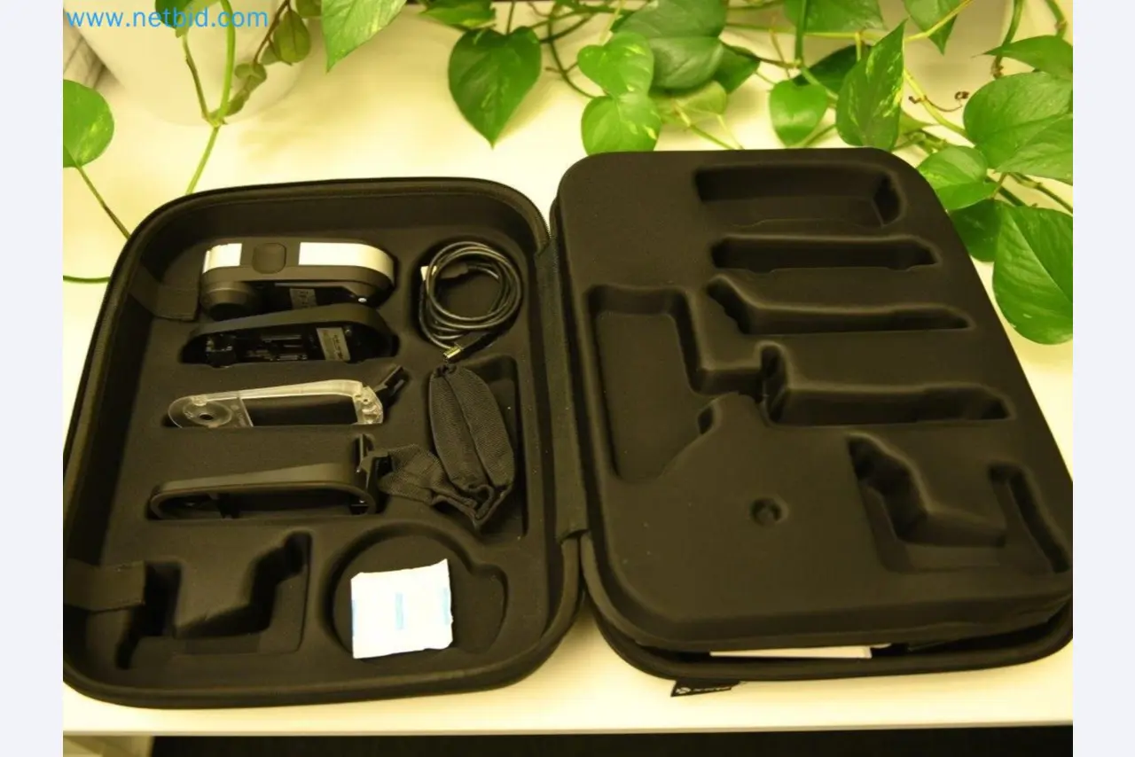 Industrial robots, forklift trucks and welding equipment becoming available-1