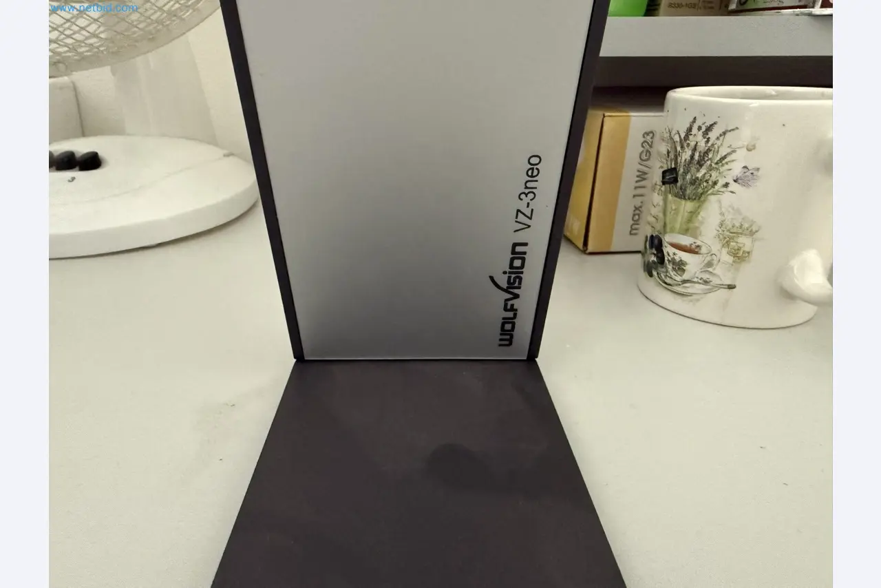 Industrial robots, forklift trucks and welding equipment becoming available-1