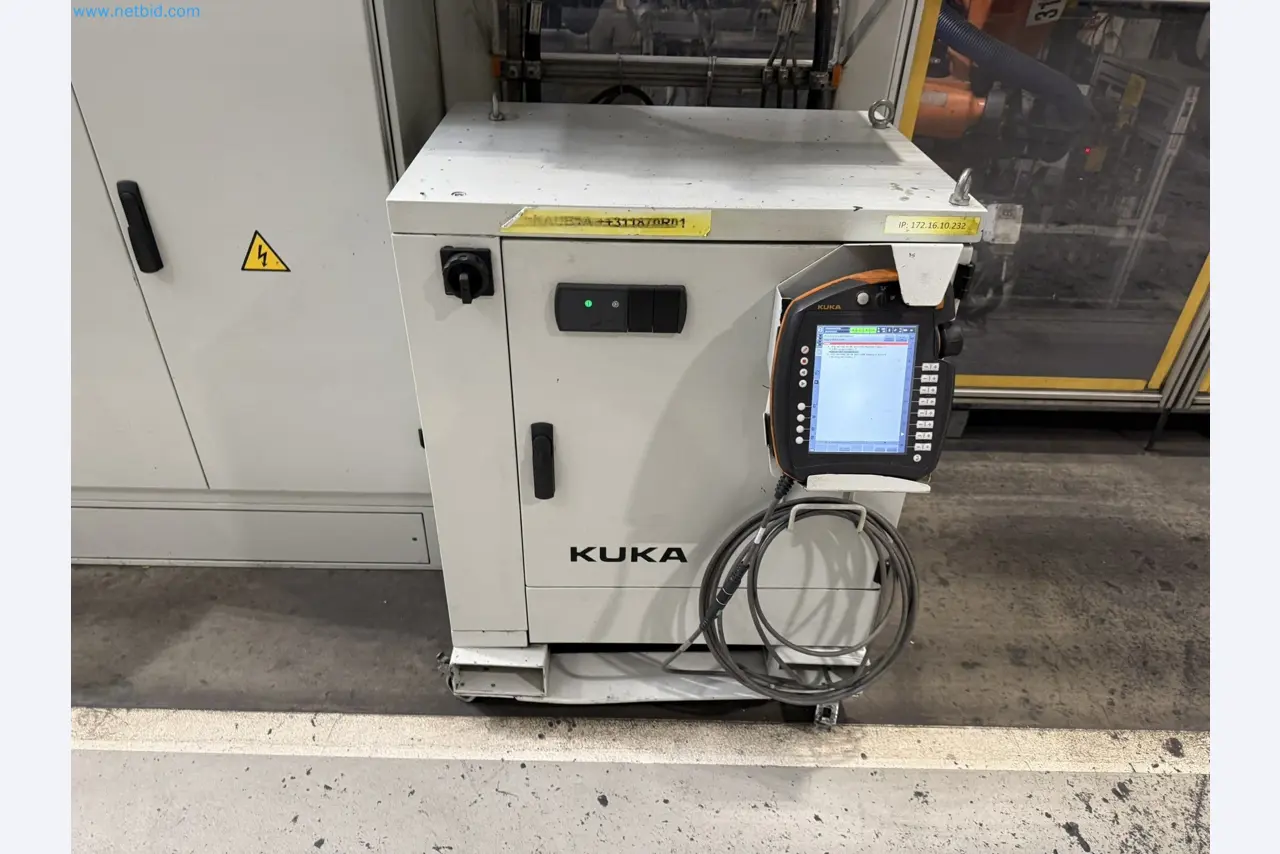 Industrial robots, forklift trucks and welding equipment becoming available-5