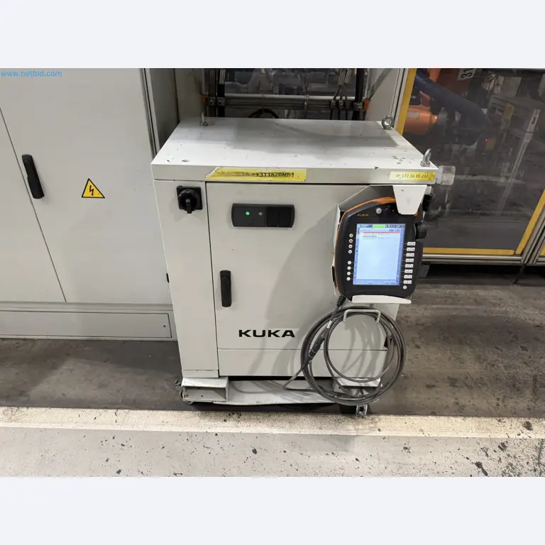 Industrial robots, forklift trucks and welding equipment becoming available-5