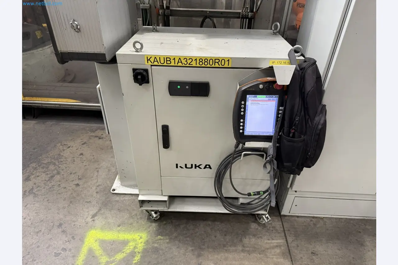 Industrial robots, forklift trucks and welding equipment becoming available-6