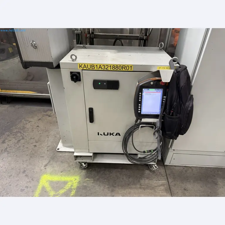 Industrial robots, forklift trucks and welding equipment becoming available-6