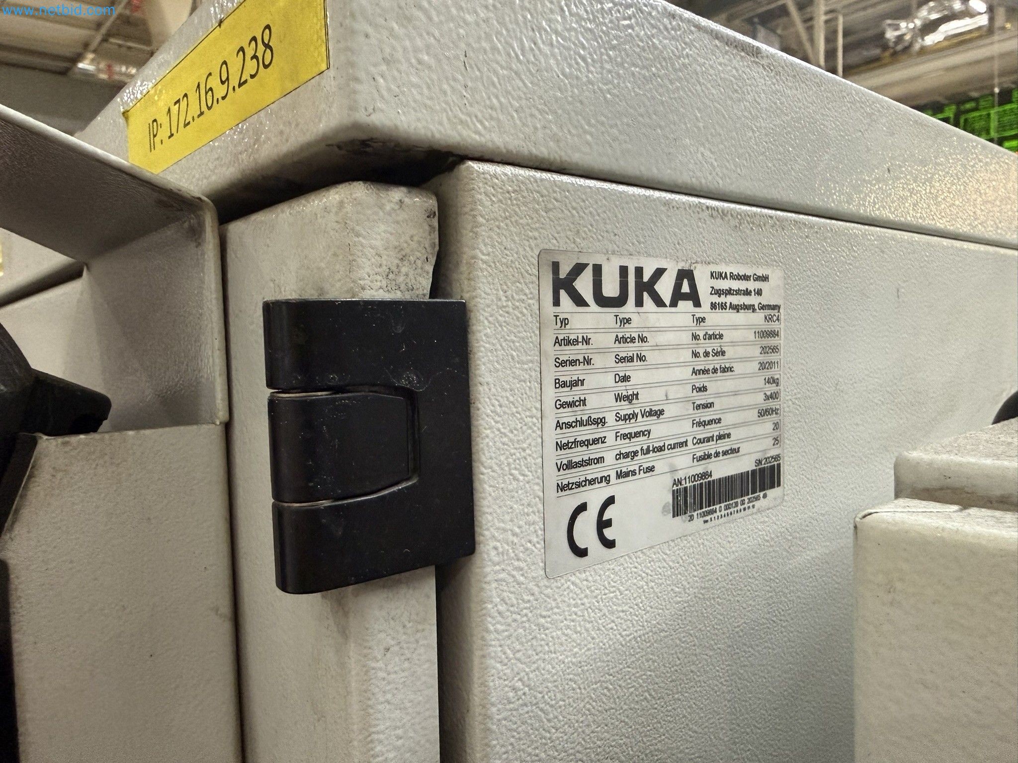  Industrial robots, forklift trucks and welding equipment becoming available-7