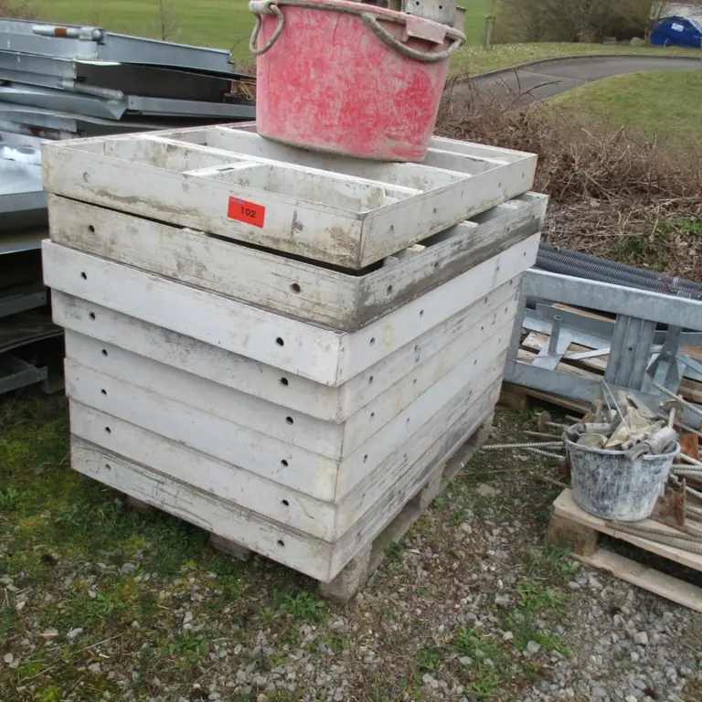 8 Concrete formwork panels Pascal