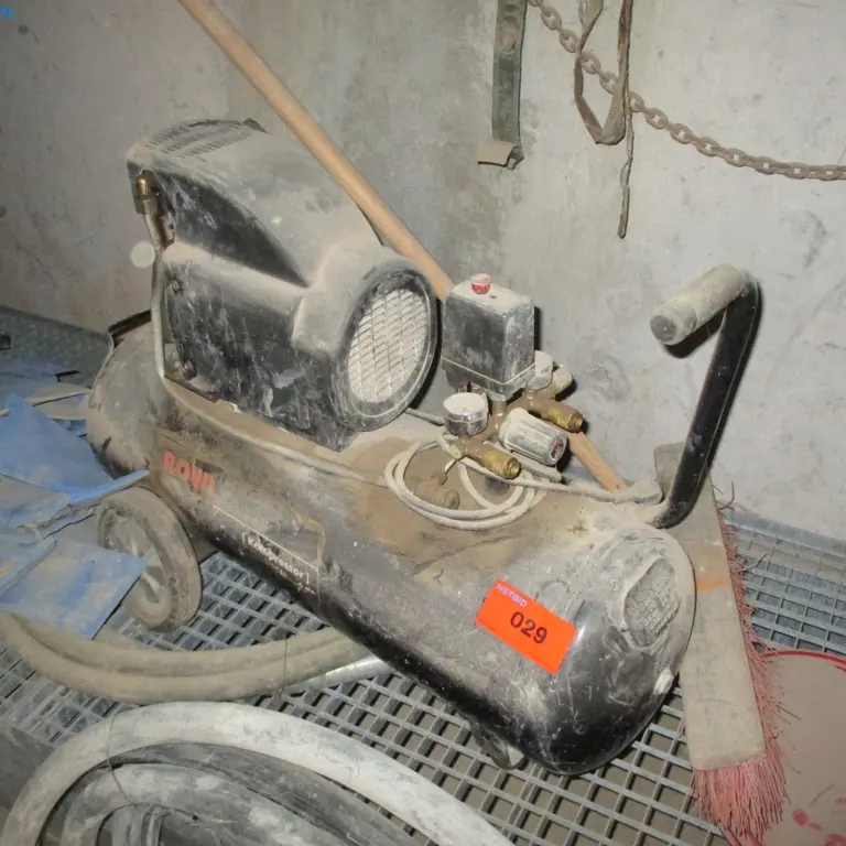 Small construction compressor Rowi 1800/50