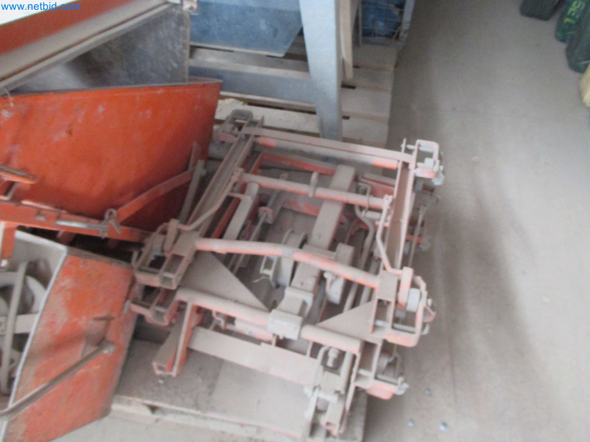 Construction machinery and site equipment-6