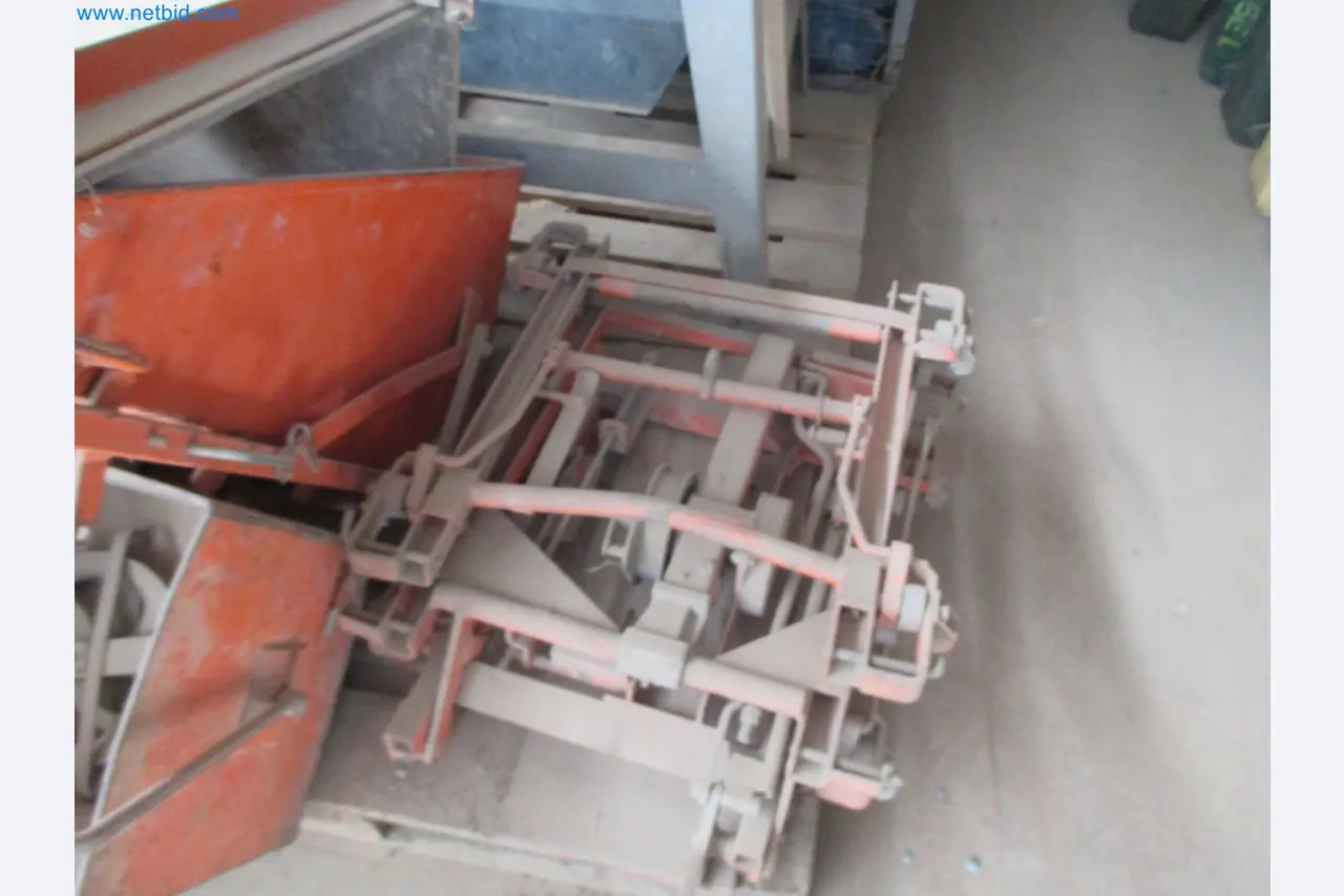 Construction machinery and site equipment-6