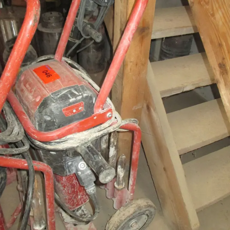 Heavy demolition hammer Hilti TE3000AVR