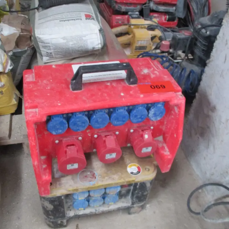 2 Site power distributor Würth