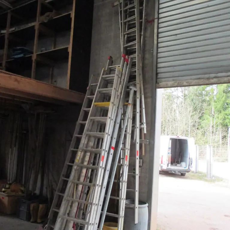 1 Posten Aluminum trestle/combination ladders