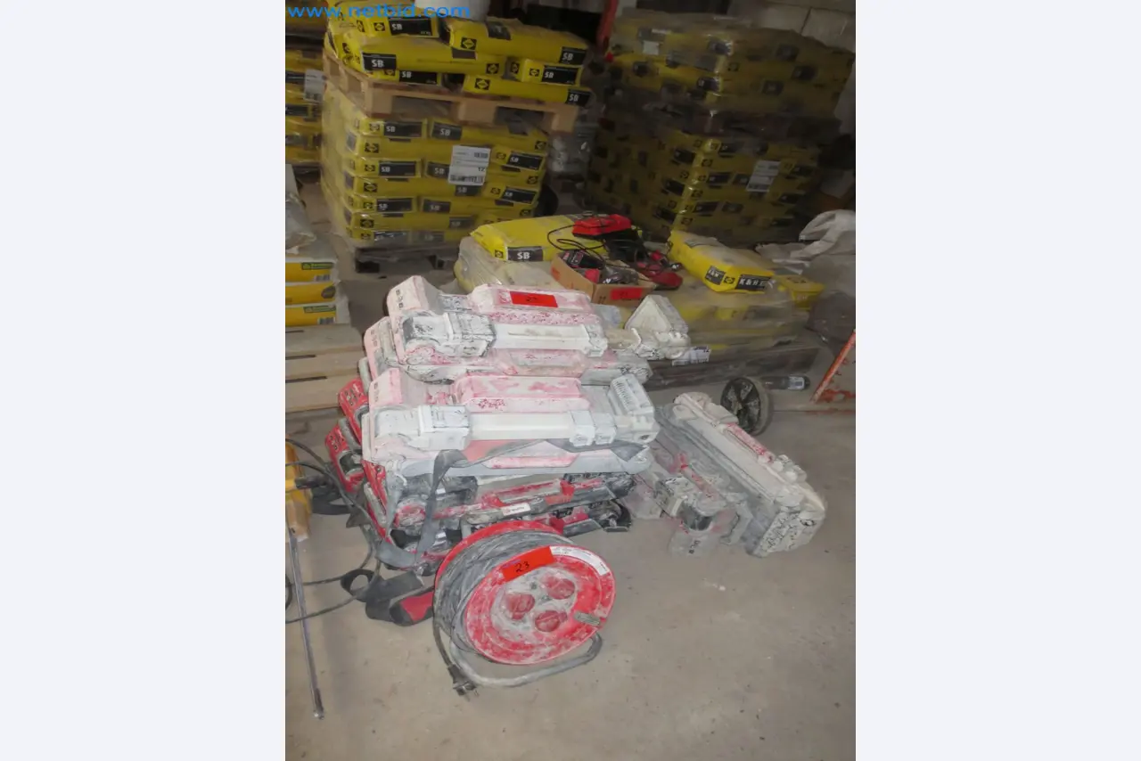 Baumaschinen und Baustelleneinrichtung-1