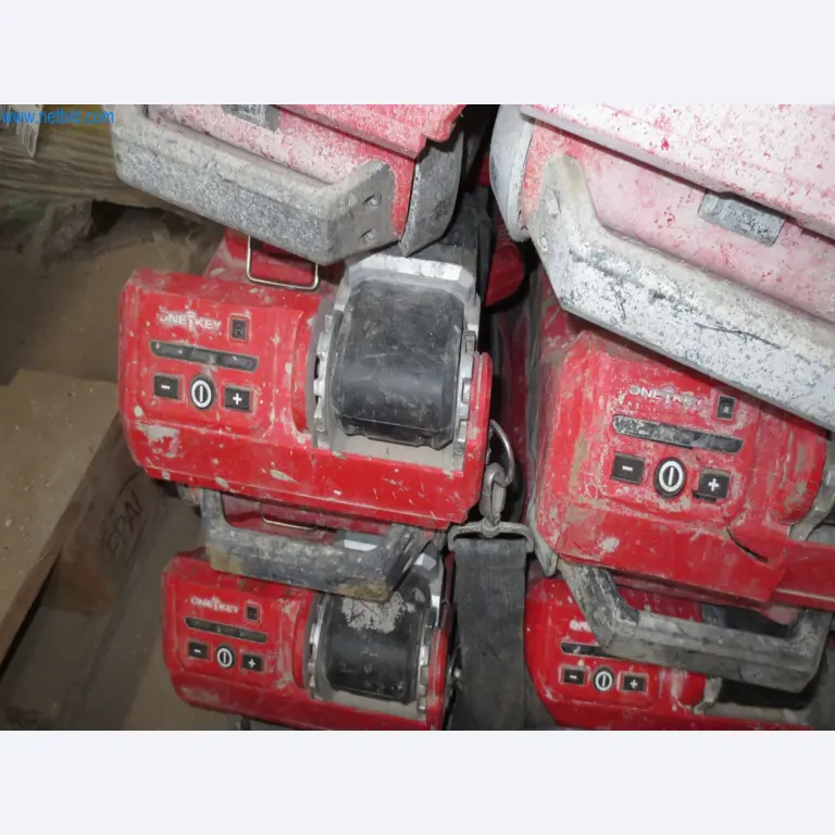 Baumaschinen und Baustelleneinrichtung-3