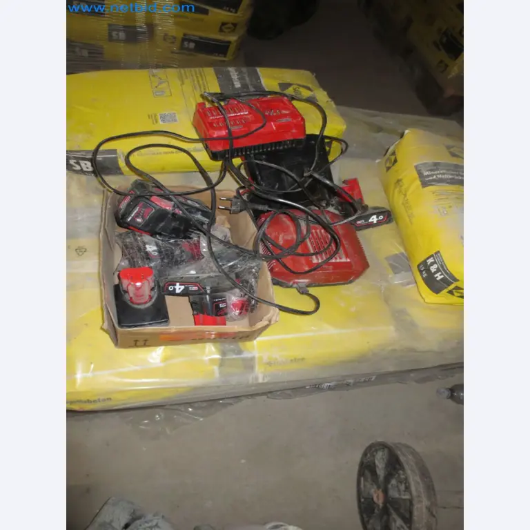 Baumaschinen und Baustelleneinrichtung-6