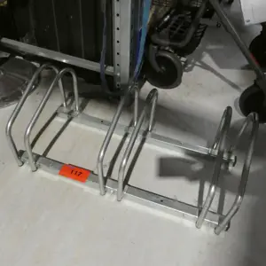 2 Bicycle rack