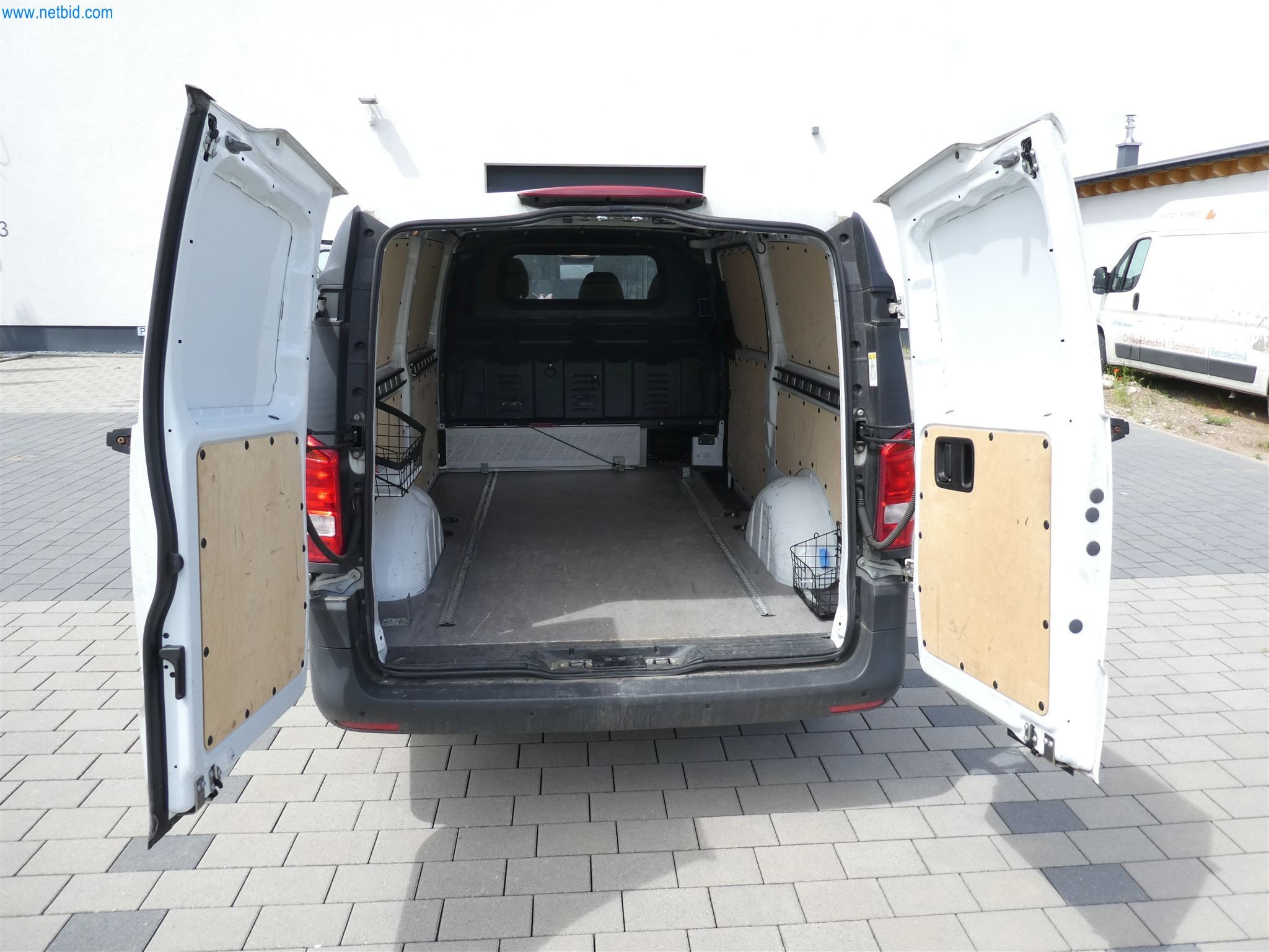 Medical supply stores, rehabilitation equipment, orthopedic equipment-10