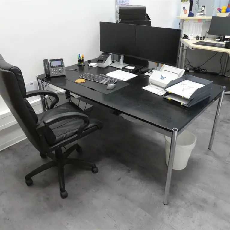 Desk USM Haller