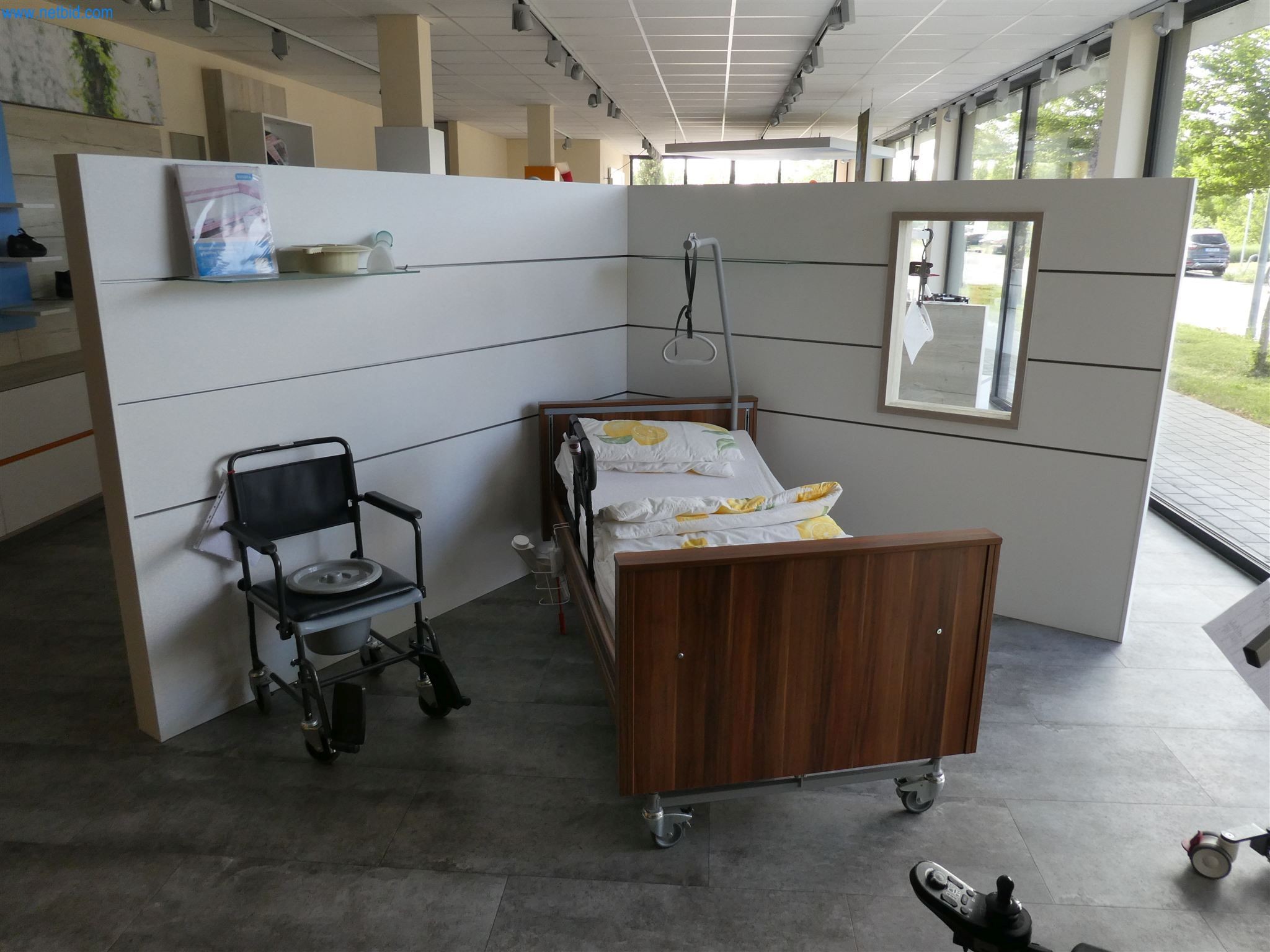 Medical supply stores, rehabilitation equipment, orthopedic equipment-12