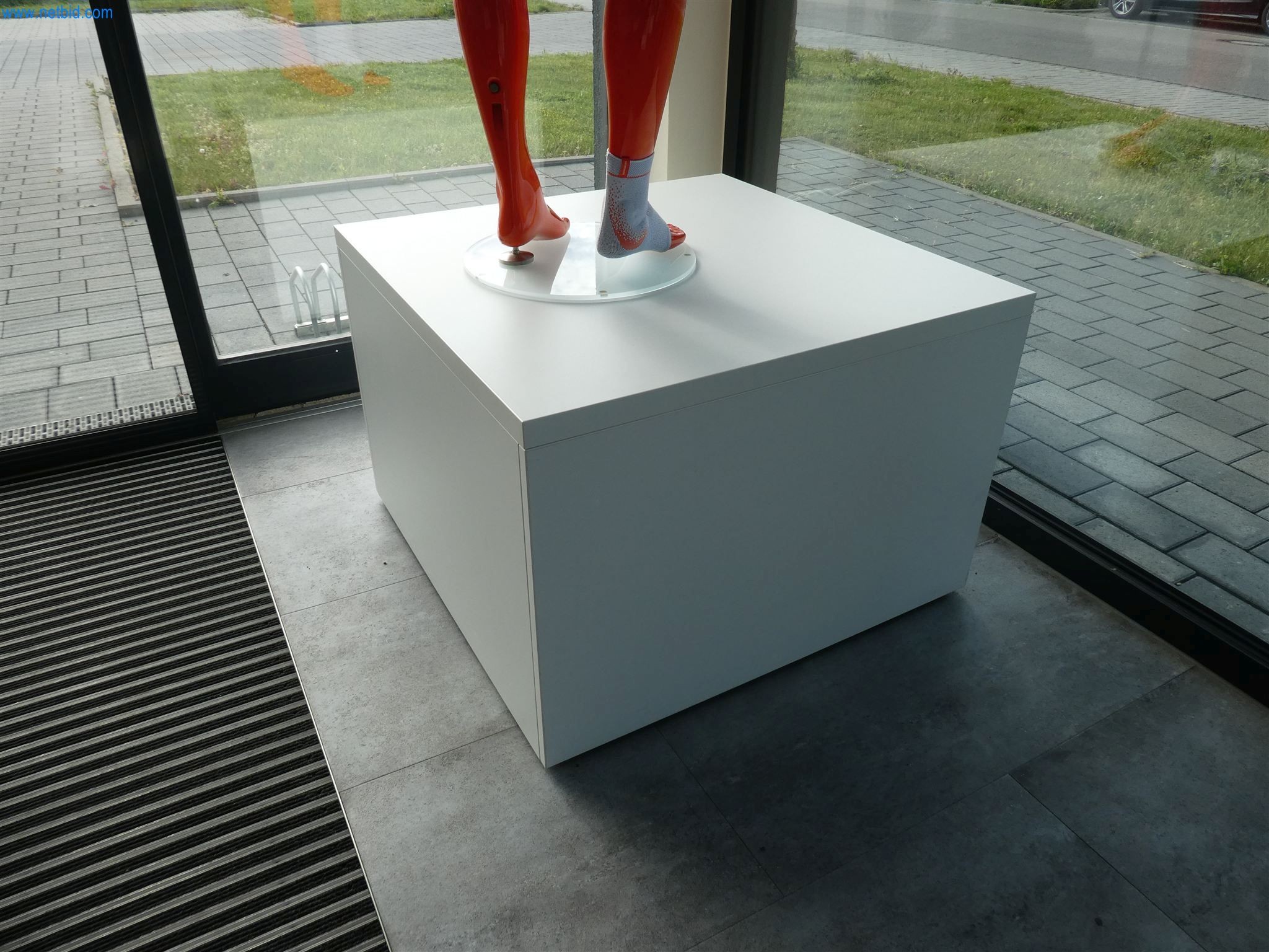 Medical supply stores, rehabilitation equipment, orthopedic equipment-28