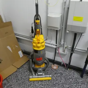 Vacuum cleaner Dyson