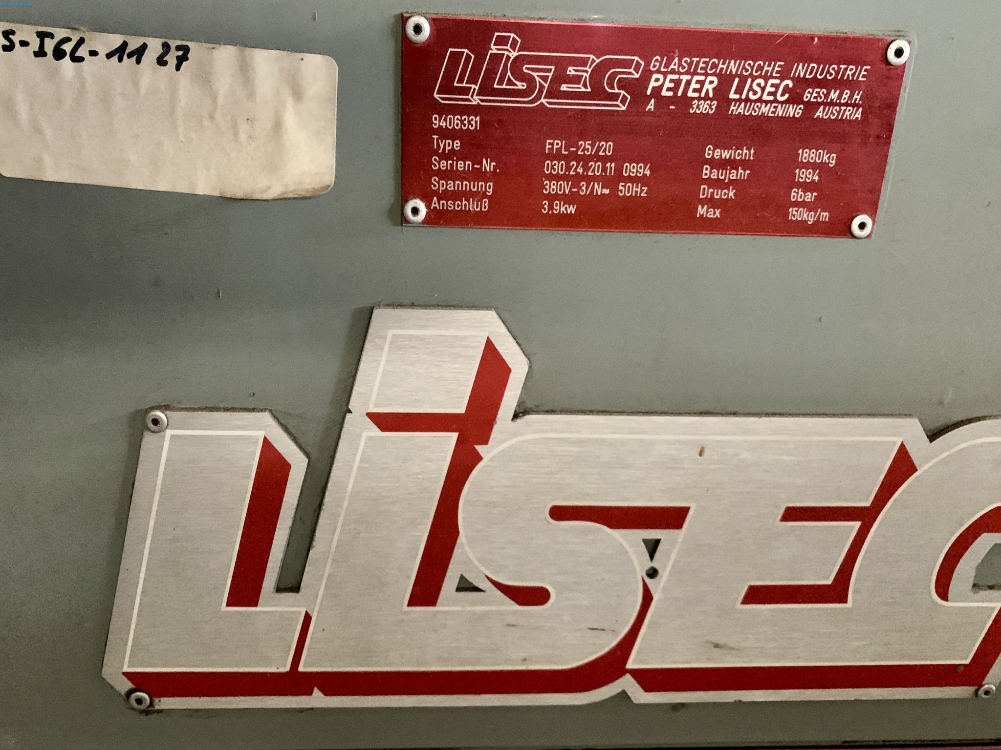 Sale of a complete warehouse of machinery for the glass industry in Spain-8