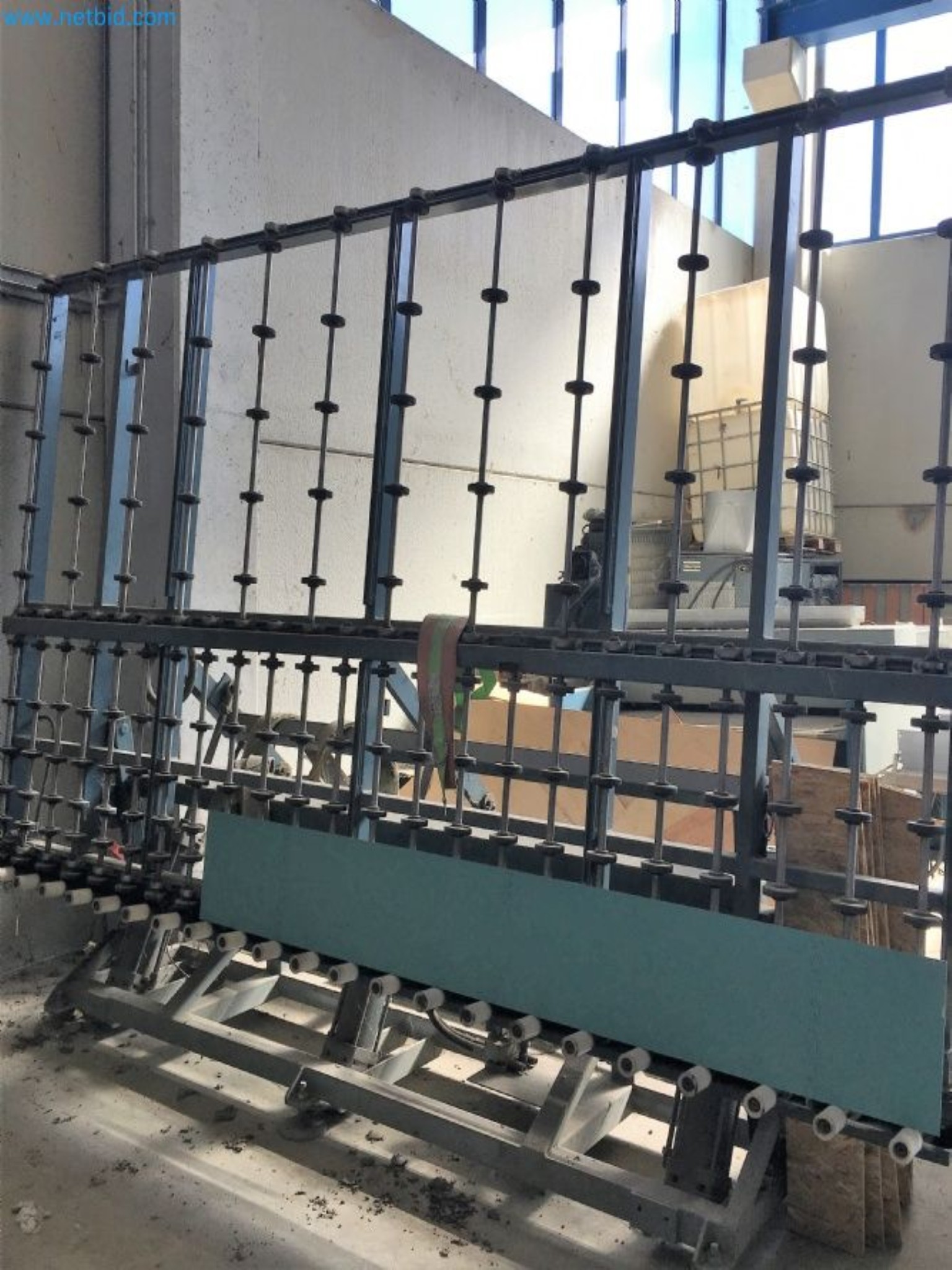 Sale of a complete warehouse of machinery for the glass industry in Spain-2