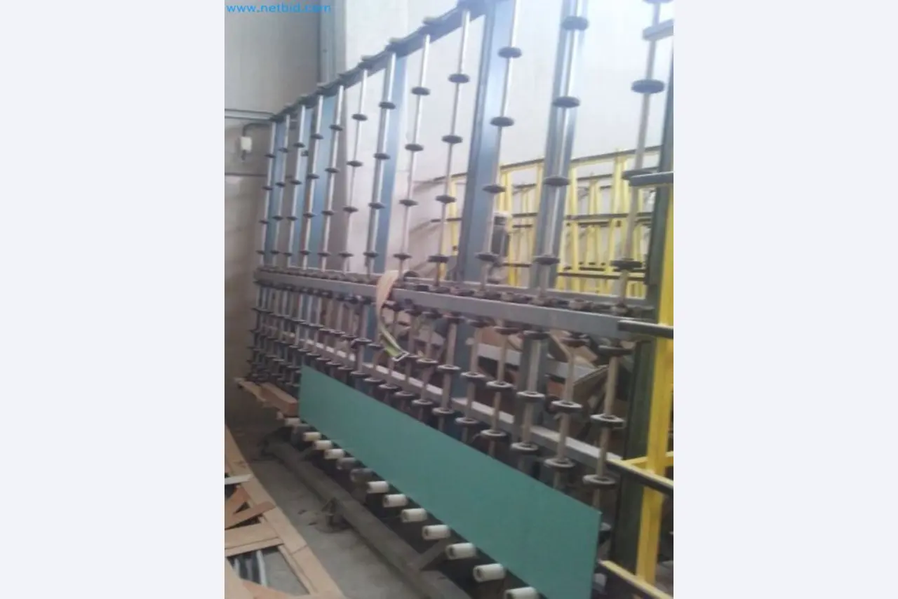 Sale of a complete warehouse of machinery for the glass industry in Spain-4