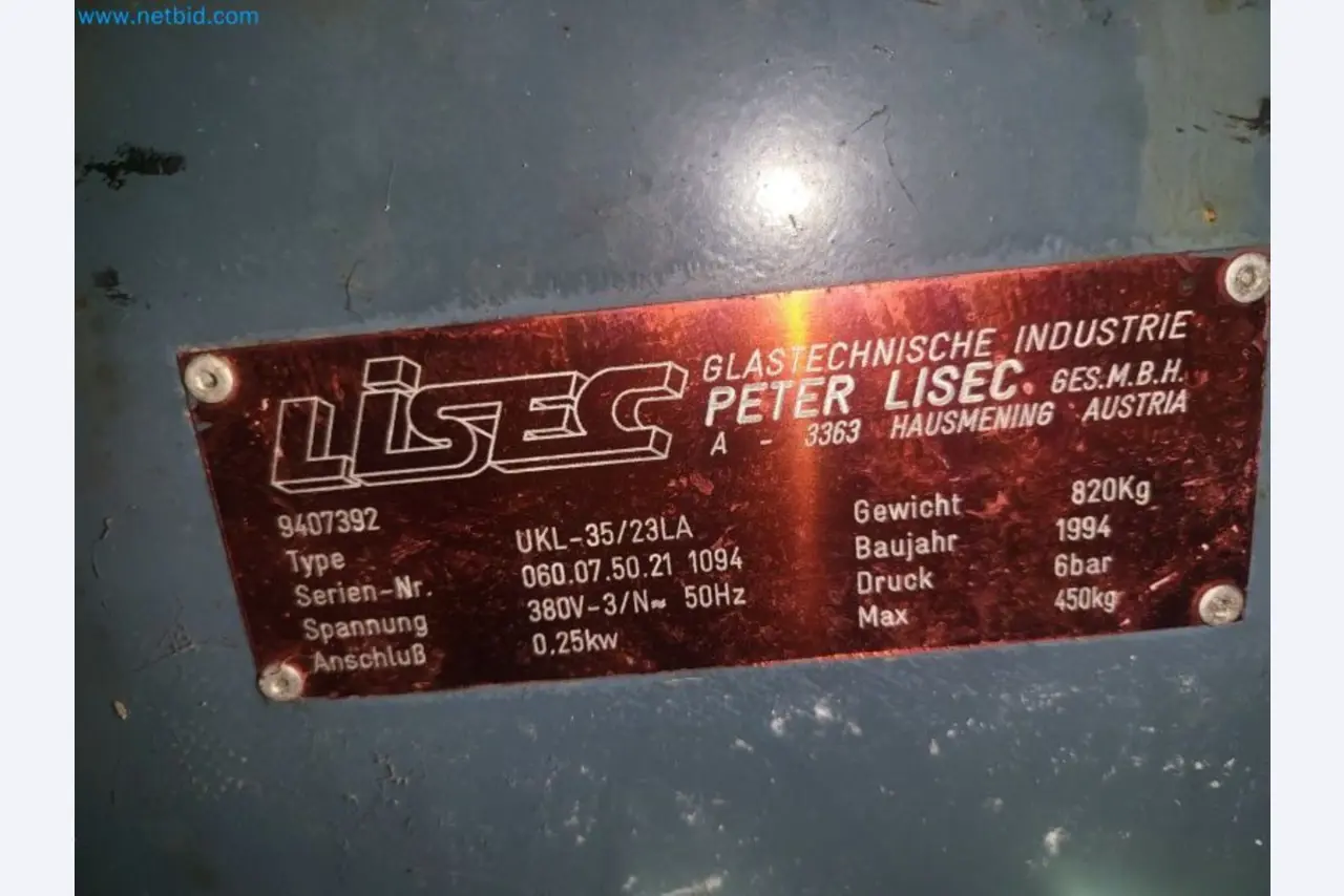 Sale of a complete warehouse of machinery for the glass industry in Spain-7