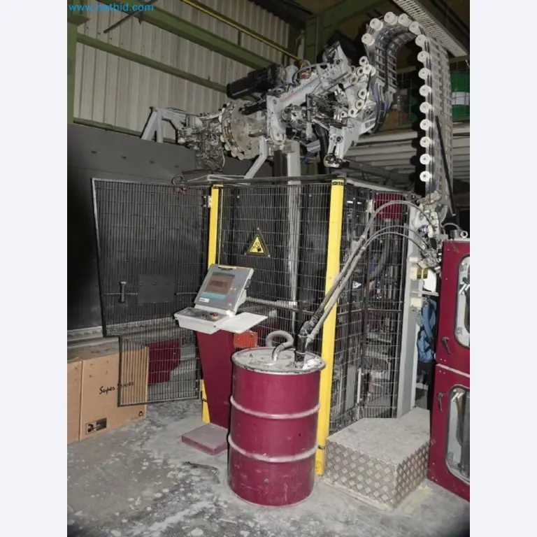 Sale of a complete warehouse of machinery for the glass industry in Spain-10