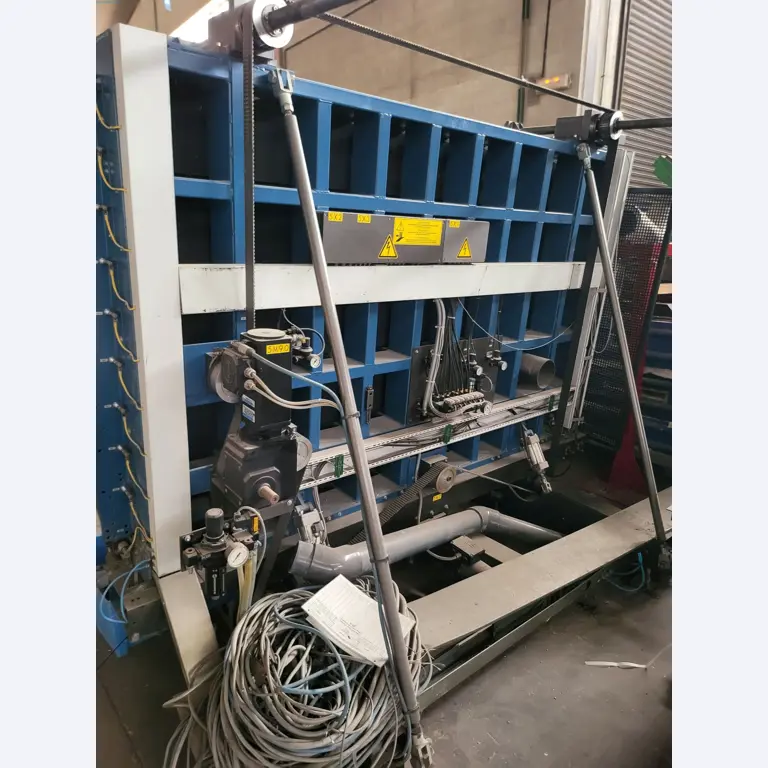 Sale of a complete warehouse of machinery for the glass industry in Spain-3