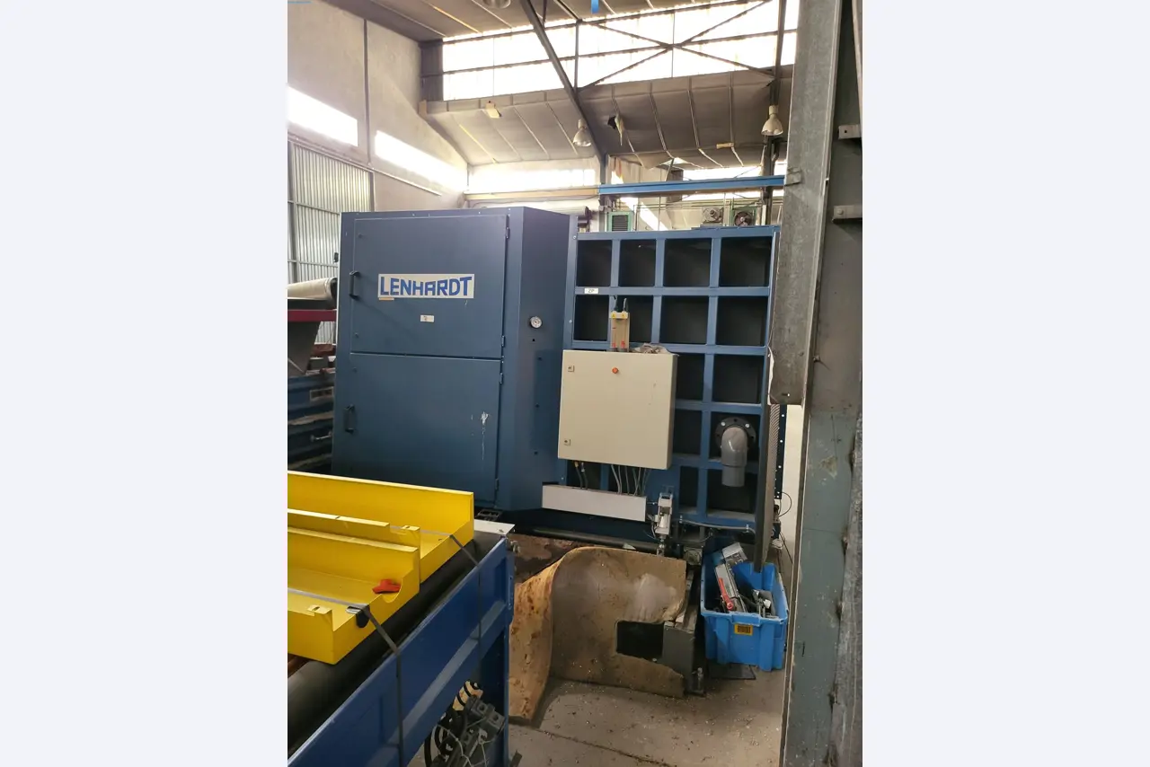 Sale of a complete warehouse of machinery for the glass industry in Spain-4