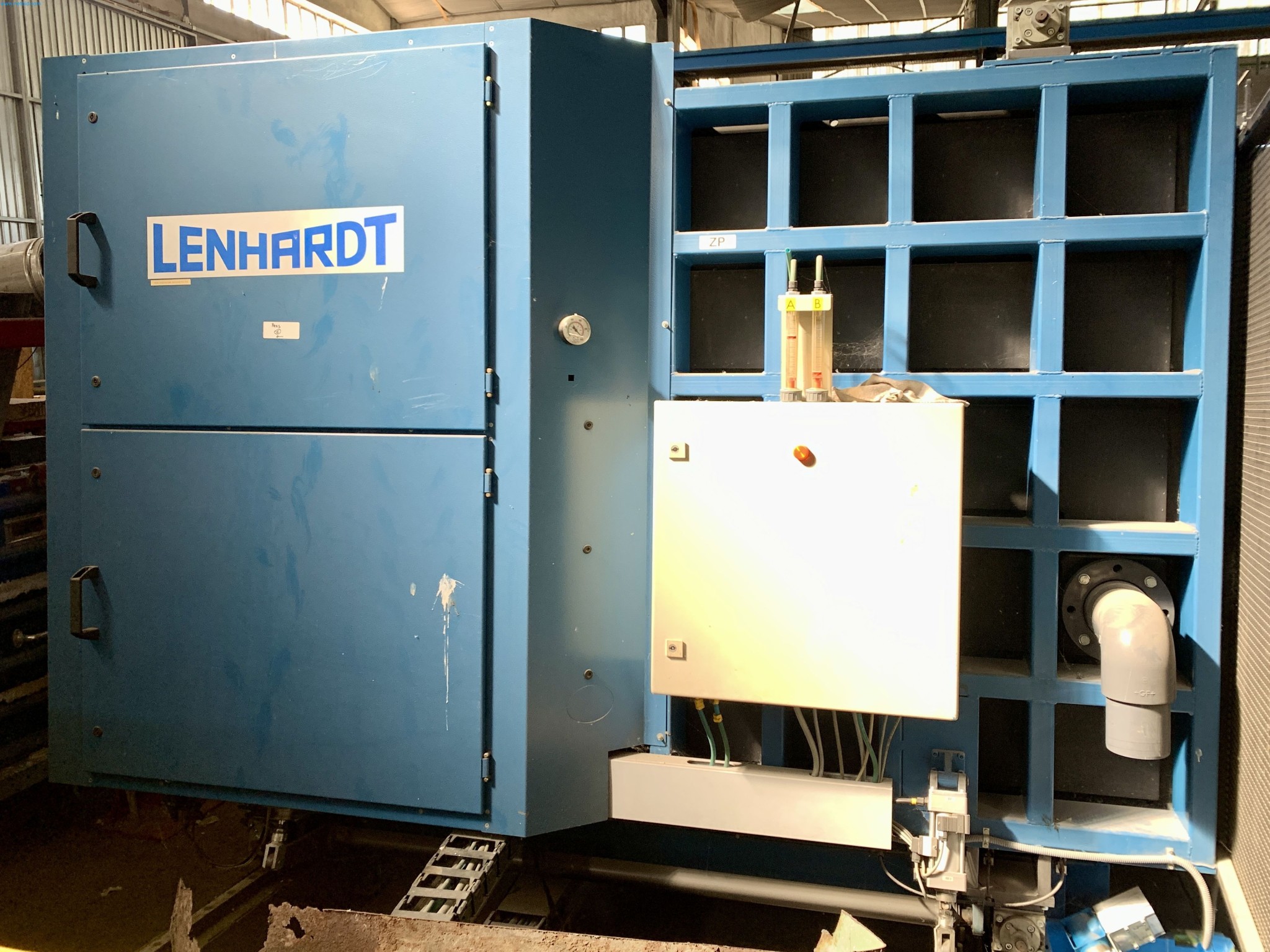 Sale of a complete warehouse of machinery for the glass industry in Spain-5