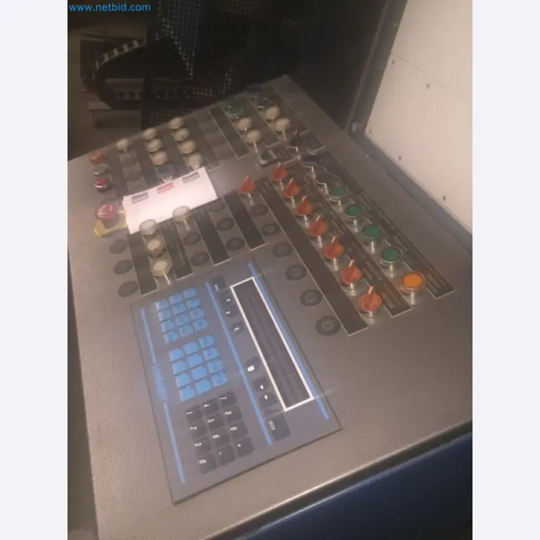 Sale of a complete warehouse of machinery for the glass industry in Spain-6