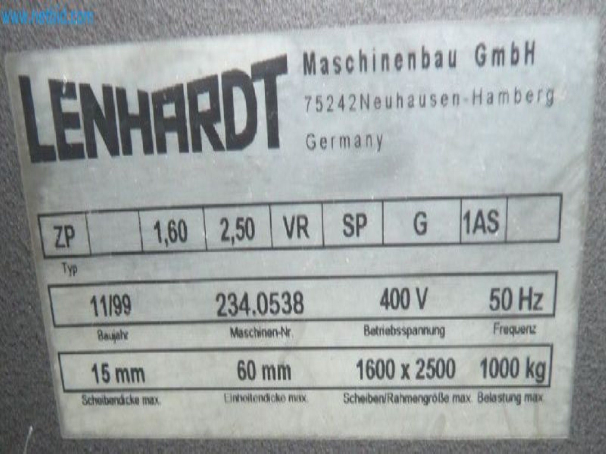 Sale of a complete warehouse of machinery for the glass industry in Spain-7