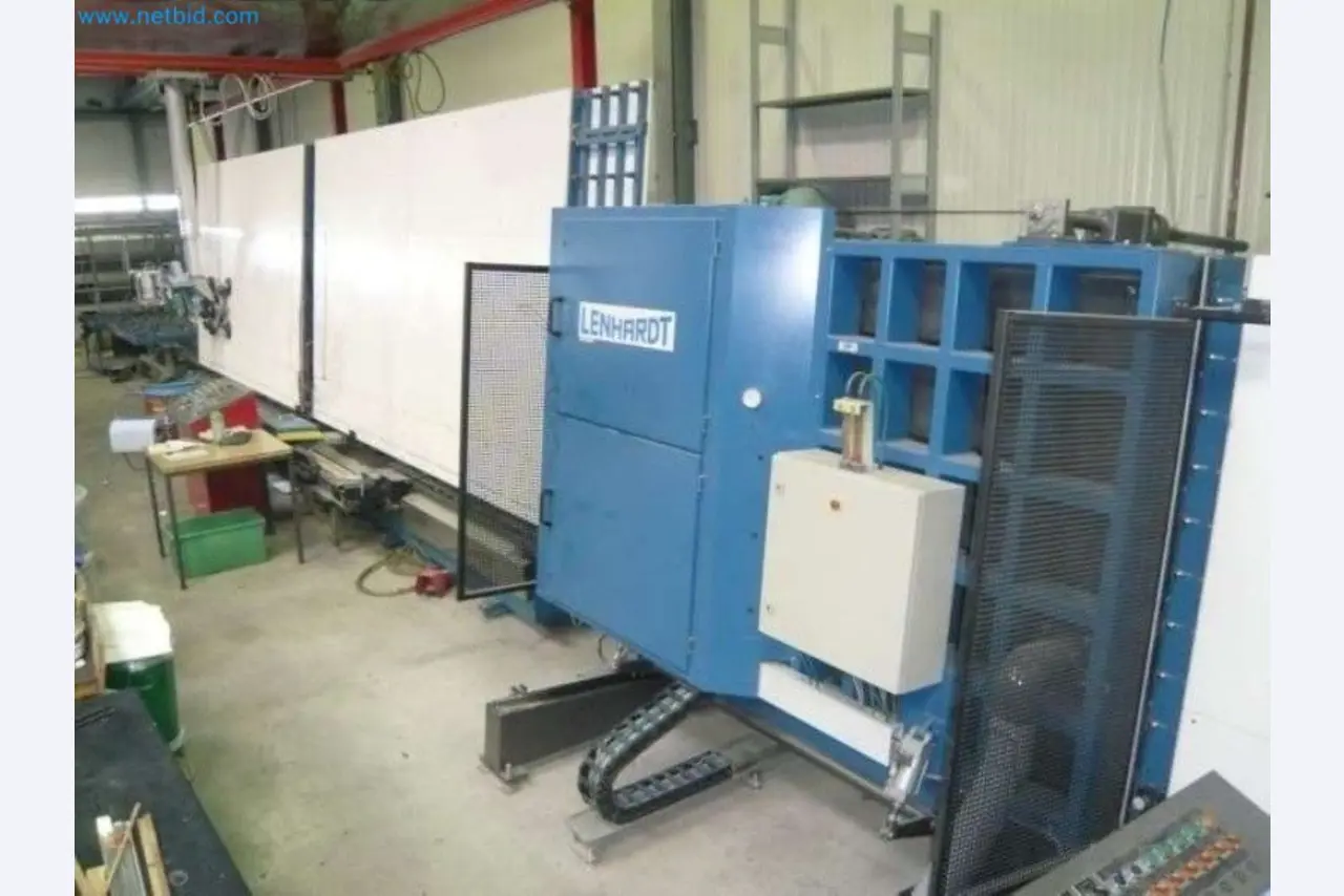 Sale of a complete warehouse of machinery for the glass industry in Spain-9