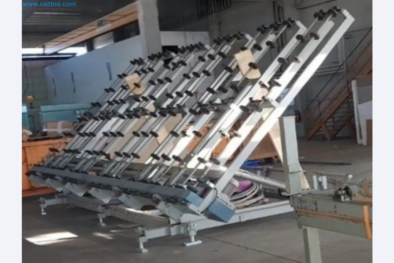 Sale of a complete warehouse of machinery for the glass industry in Spain-2