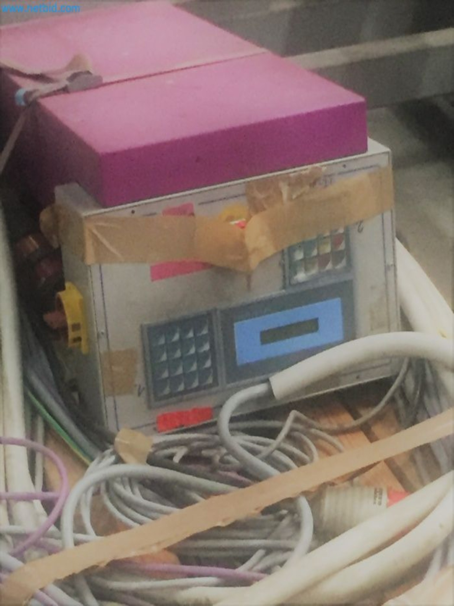 Sale of a complete warehouse of machinery for the glass industry in Spain-4