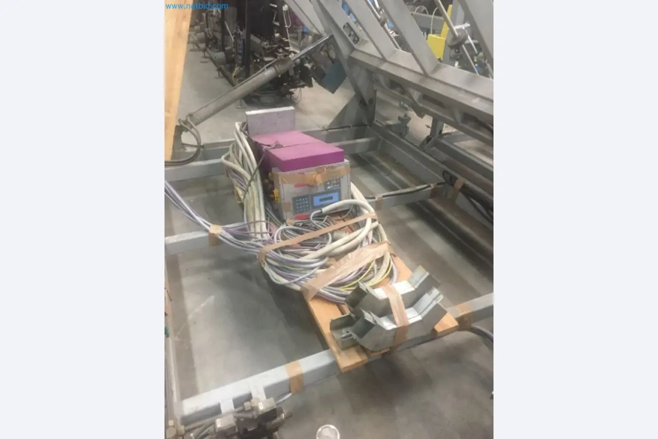 Sale of a complete warehouse of machinery for the glass industry in Spain-5