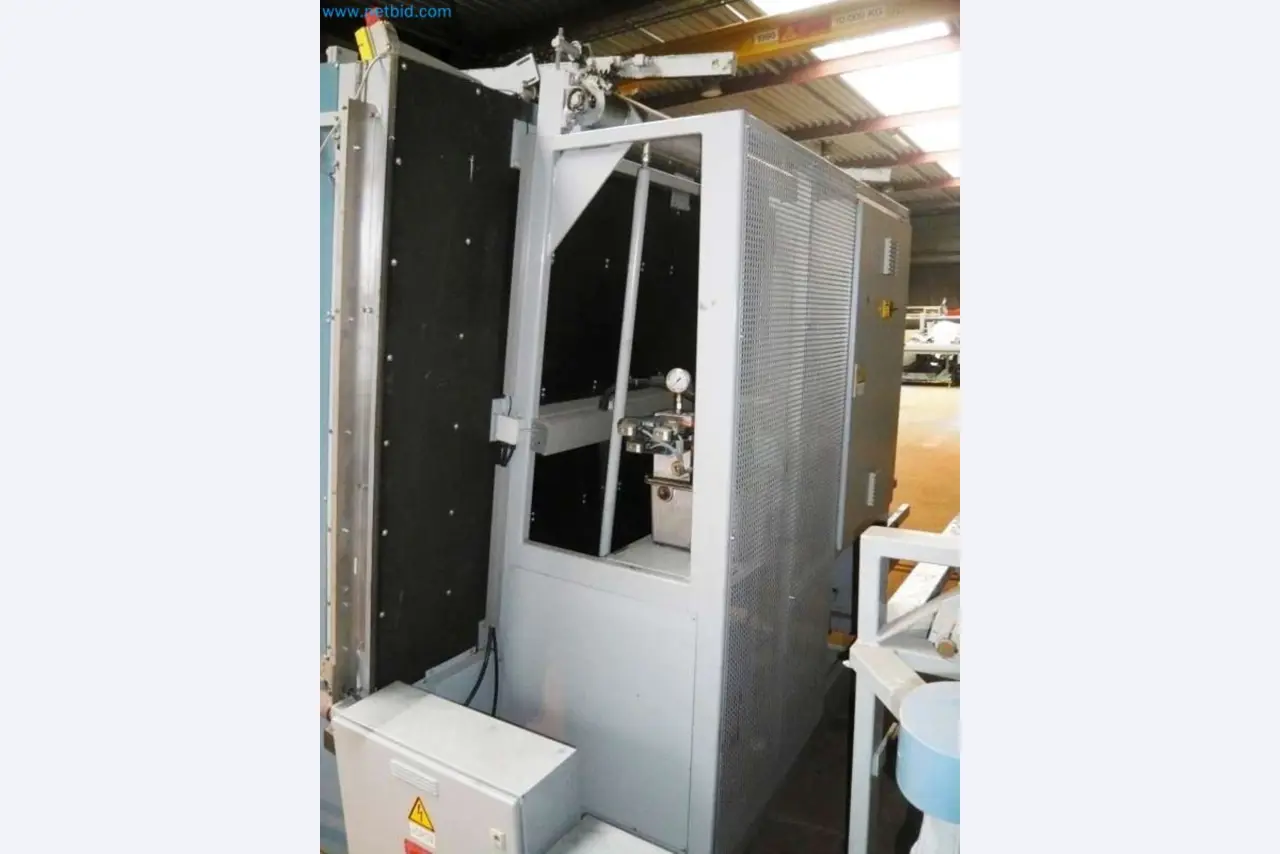 Sale of a complete warehouse of machinery for the glass industry in Spain-2