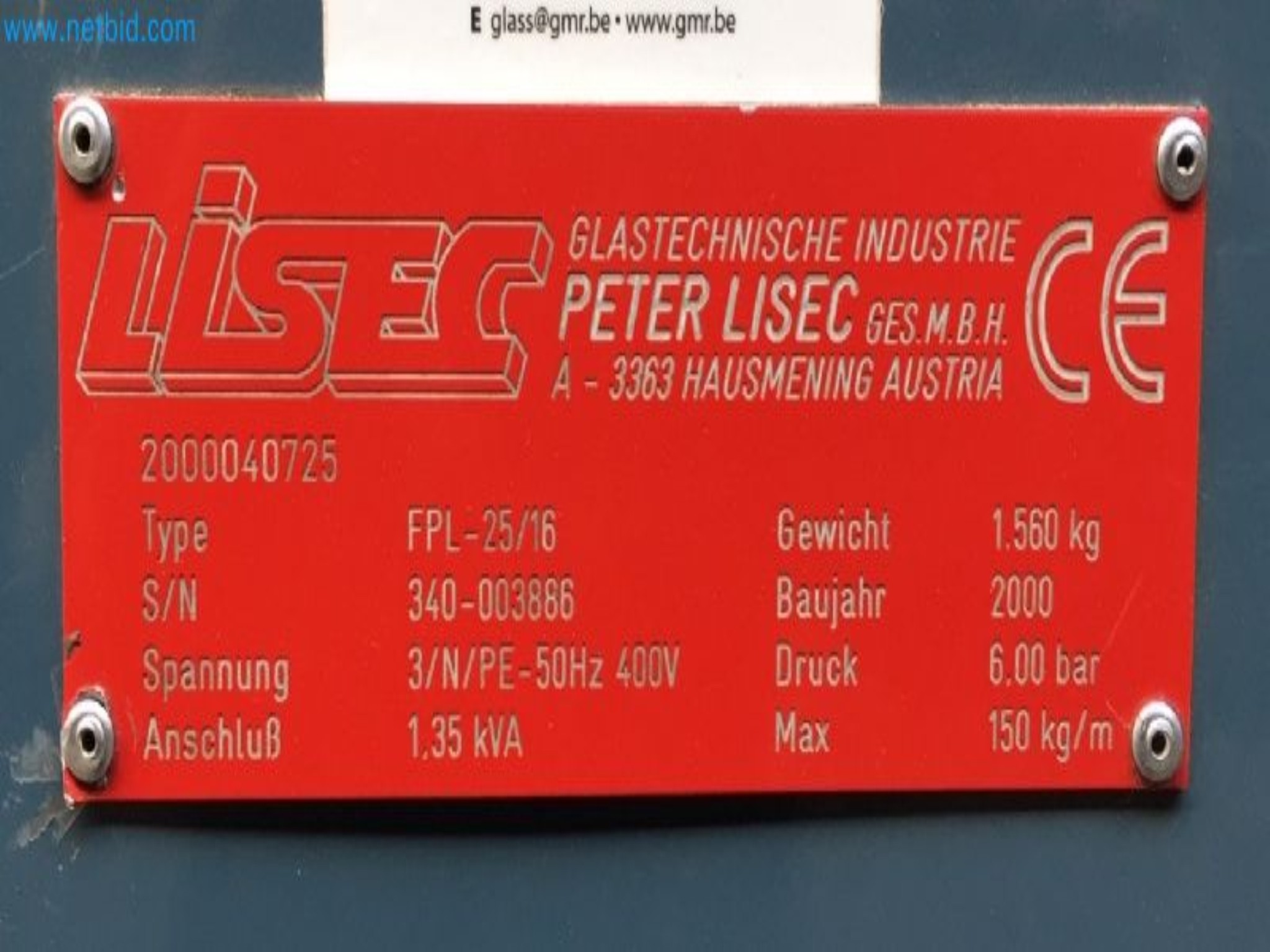 Sale of a complete warehouse of machinery for the glass industry in Spain-6