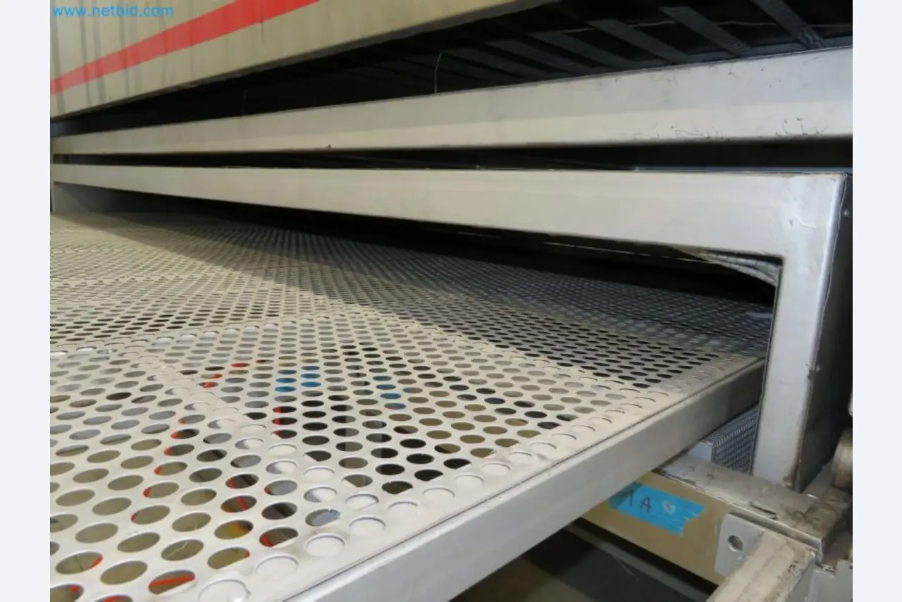 Sale of a complete warehouse of machinery for the glass industry in Spain-2